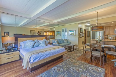 Experience the joy of Maui living in this exquisitely remodeled - photo 10