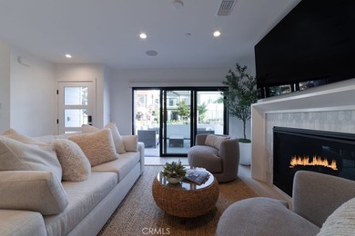Step into the ultimate Corona del Mar lifestyle at 603 Acacia, a - photo 4