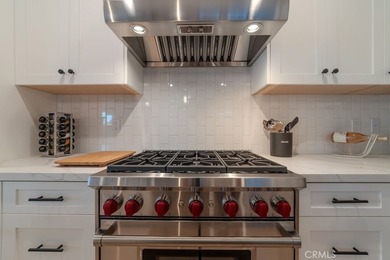 Step into the ultimate Corona del Mar lifestyle at 603 Acacia, a - photo 9