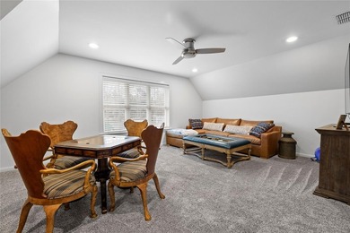 Located on a quiet cul-de-sac in Holly Star, this stunning - photo 31