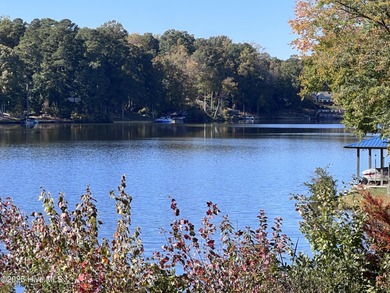 Lake Royale Lot For Sale in Bunn North Carolina