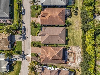 LOCATION***LOCATION***LOCATION CYPRESS WALK is a desirable gated - photo 8