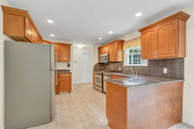 Welcome To This Spacious & Well-Maintained Idle Hour Colonial - photo 11