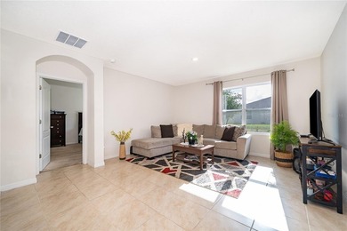 Beautiful 4-bedroom, 2-bath home in the desirable Harmony West - photo 13