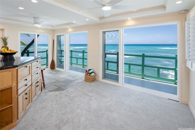 Wake up to panoramic ocean views from Diamond Head buoy to - photo 7