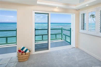 Wake up to panoramic ocean views from Diamond Head buoy to - photo 8