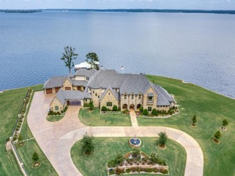 Lake Home Off Market in Chandler, Texas