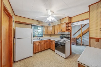 Welcome to this charming 2-bedroom, 2-bath home offering - photo 6