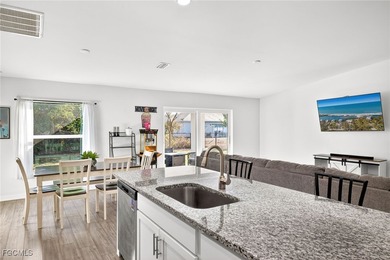 NO HOA FEES - NO FLOOD ZONE - NO RESTRICTIONS Built in 2022 this - photo 11