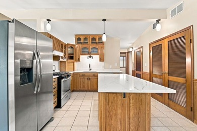 Welcome home to this beautifully maintained 3-bedroom, 2-bath - photo 11