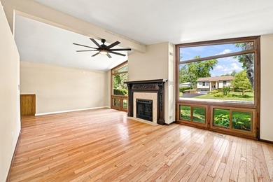 Welcome home to this beautifully maintained 3-bedroom, 2-bath - photo 20