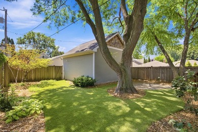 Completely renovated from top to bottom, this exceptional home - photo 30