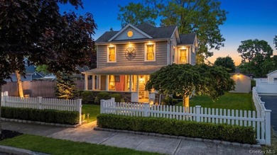Welcome Home To This Breathtaking 1890 Colonial In The Heart Of - photo 2
