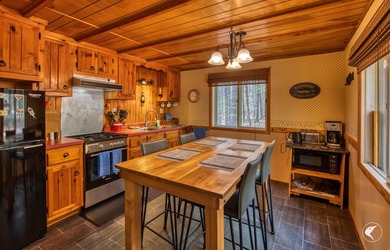 A beloved fisherman's getaway located in the Ausable Acres - photo 5