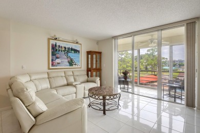 Lake Condo For Sale in Lake Worth, Florida