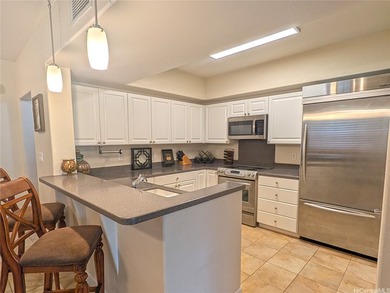 Welcome to Ko Olina Kai Golf Estates, a gated, lushly landscaped - photo 4