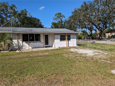 ***CASH ONLY*** Handyman Special, Home is being offered AS-IS - photo 2