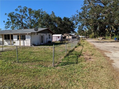 ***CASH ONLY*** Handyman Special, Home is being offered AS-IS - photo 3