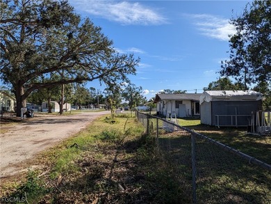 ***CASH ONLY*** Handyman Special, Home is being offered AS-IS - photo 8