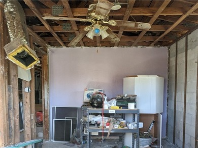 ***CASH ONLY*** Handyman Special, Home is being offered AS-IS - photo 10