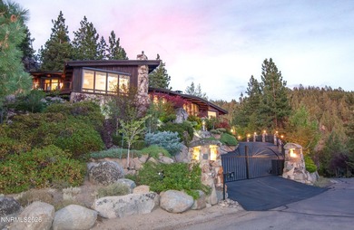 A spectacular private gated estate perched atop Round Hill in - photo 1