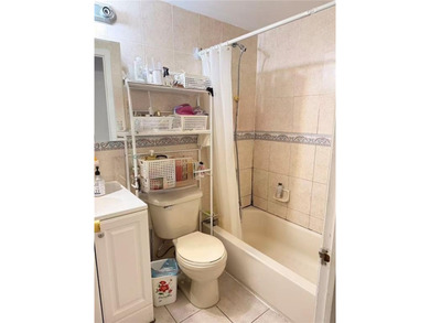 Excellent investment opportunity in the heart of Flushing! - photo 12