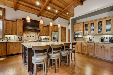 Experience refined mountain living in this exceptional Whitehawk - photo 19