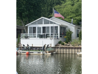 Kalamazoo River - Allegan County Home For Sale in Fennville Michigan
