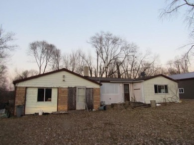 Sprong Lake Home Sale Pending in Coldwater Michigan