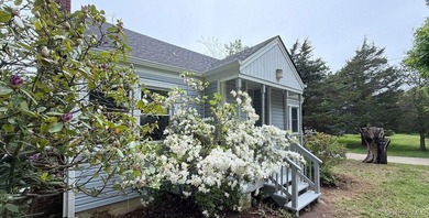 Ranch Style Home. This Home Features 2 Bedrooms, Full Bath - photo 1