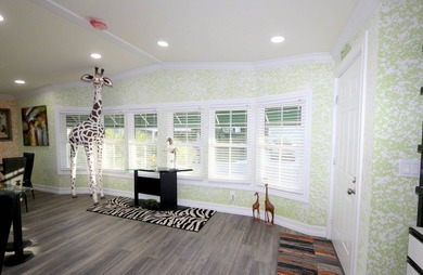 Stunning Key West-Inspired Gem in Sarasota's Premier 55+ Resort - photo 7