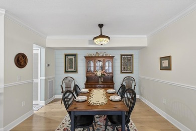 Lives like a house! 3BR/3BA 2400sqft condominium. Glass sliders - photo 9