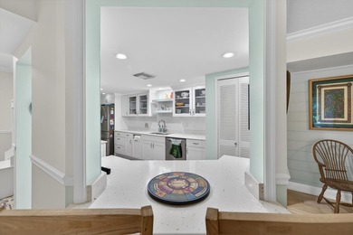 Lives like a house! 3BR/3BA 2400sqft condominium. Glass sliders - photo 10