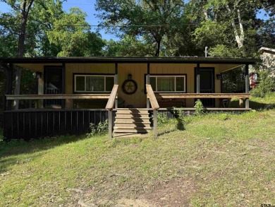 Lake Home For Sale in Jacksonville, Texas