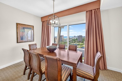 Perched on the 19th-floor penthouse level, this exceptional Luau - photo 9