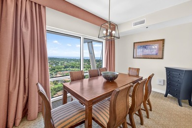 Perched on the 19th-floor penthouse level, this exceptional Luau - photo 10