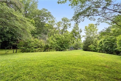 Absolutely charming and timeless, this classic lake cabin is - photo 14