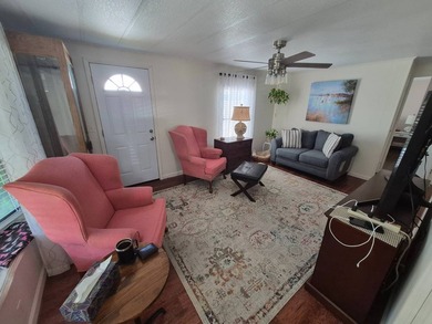 Welcome to La Plaza Mobile Home Park - A 55+ Florida Community - photo 5