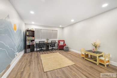 If you want a custom home with upgrades and features not often - photo 30