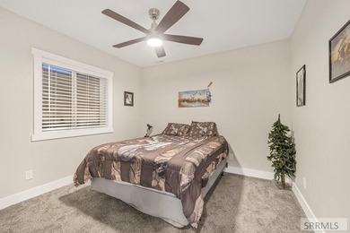 If you want a custom home with upgrades and features not often - photo 37