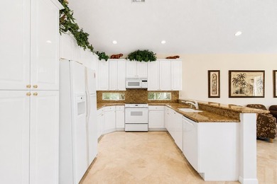 Welcome to this spacious single-family home in one of Boynton - photo 6