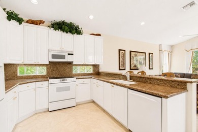 Welcome to this spacious single-family home in one of Boynton - photo 7