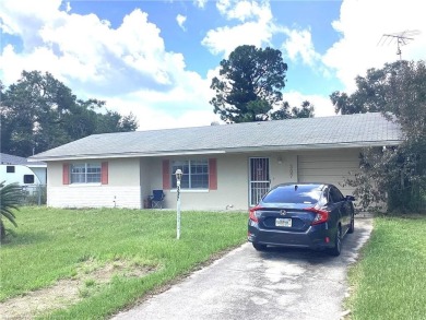 Lake Home For Sale in Sebring, Florida