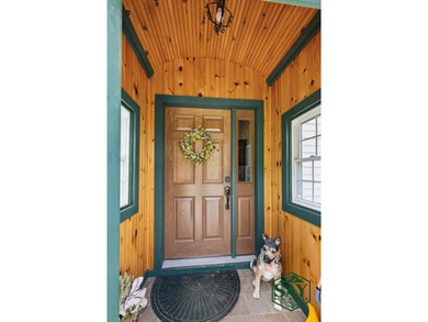 Welcome to 401 Lake Street -- a warm and inviting Adirondack - photo 6