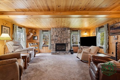 Welcome to 401 Lake Street -- a warm and inviting Adirondack - photo 9