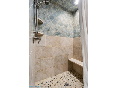 Step into this beautifully updated condo just in time for summer - photo 15