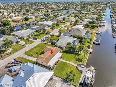 Caloosahatchee River Home For Sale in Cape Coral Florida