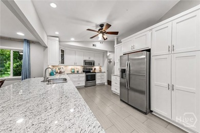 Welcome home to this beautifully remodeled 3-bedroom, 2-bath - photo 27