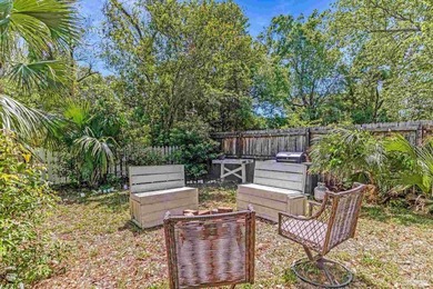 Well-located 2 bedroom, 2 bathroom home offering 1,042 square - photo 33
