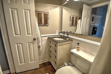 Top-floor 1-bedroom, 1-bath condo located in North Myrtle Beach - photo 8